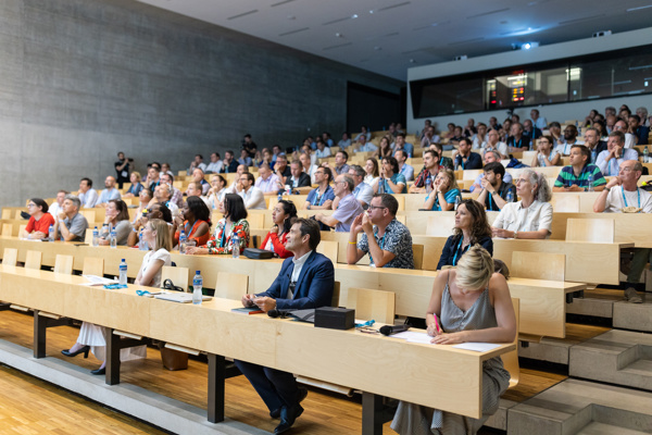 Stemutz Photo Heg 30Ans Olivier Curty 2000Px 0T3A7093 Olivier Curty présent à l'événement des 30 ans de la HEG Fribourg, discours officiel