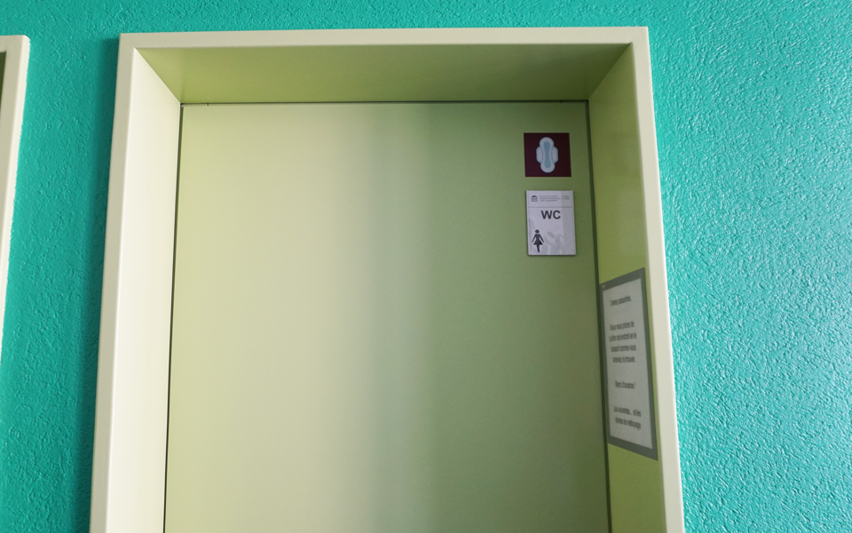 Frauentoiletten Tür